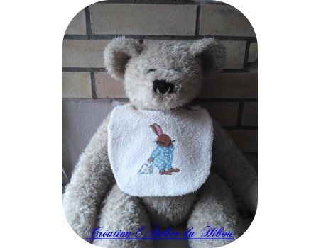 Motif de broderie bébé lapin