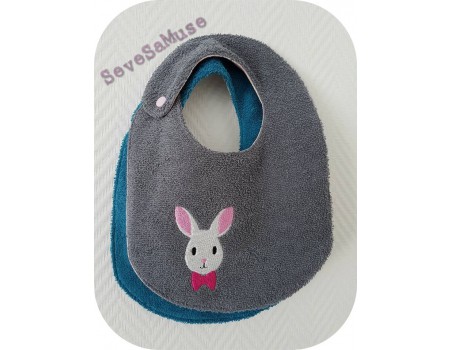 Motif de broderie tête de lapin