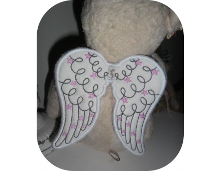 Motif de broderie machine  ailes d'ange ITH