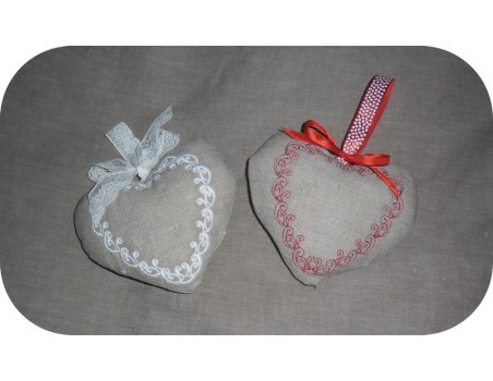 Motif de broderie machine coeur decor