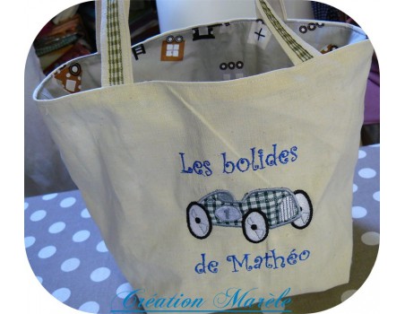 Motif de broderie appliqué roadster