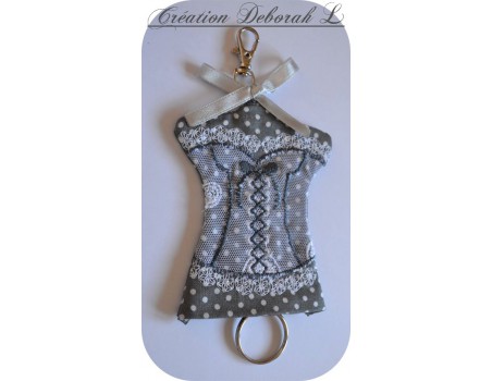 Motif de broderie machine bustier porte clé à ruban  ITH